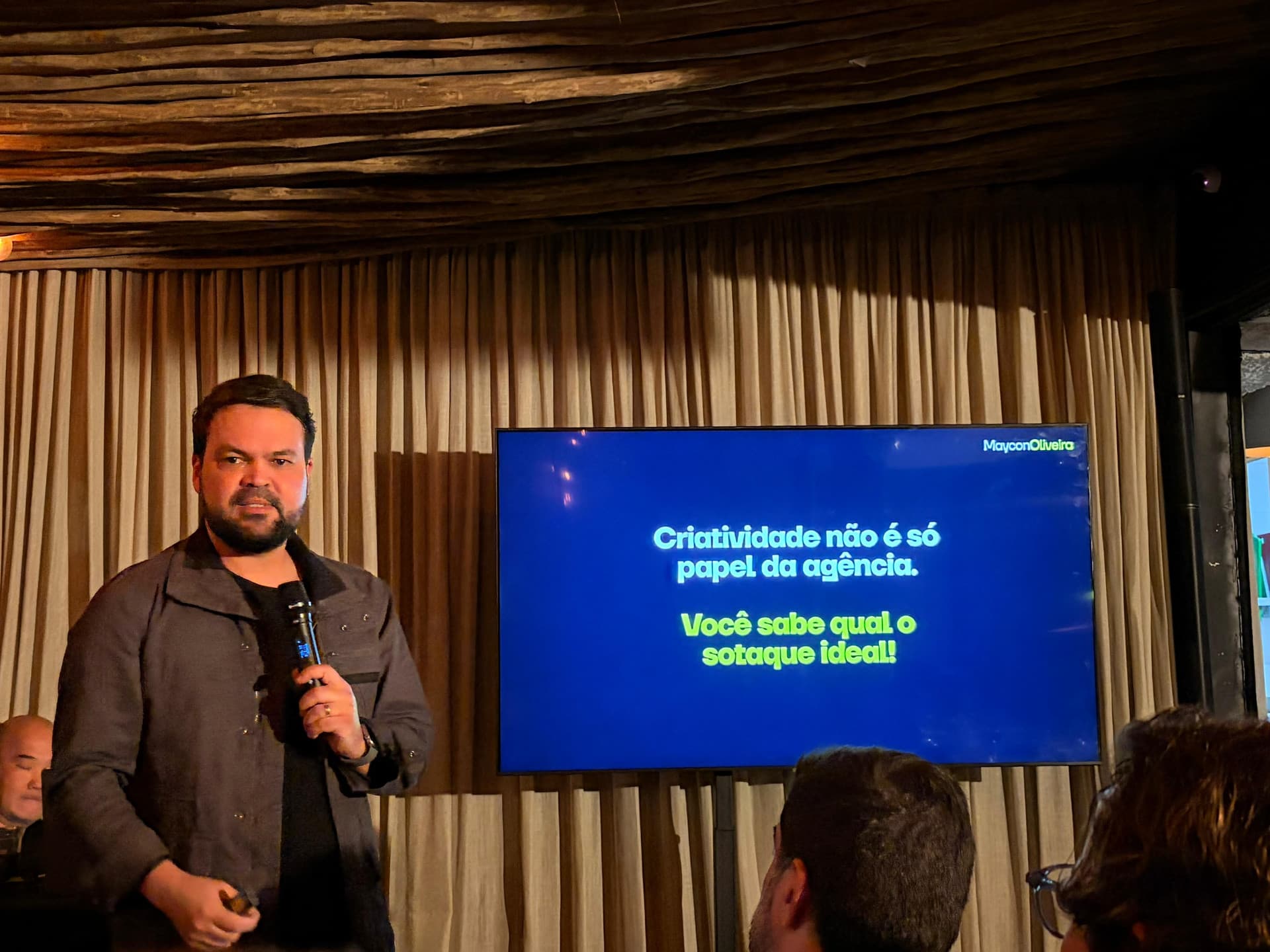 O que o CMO da MedSênior cobrou do mercado de OOH